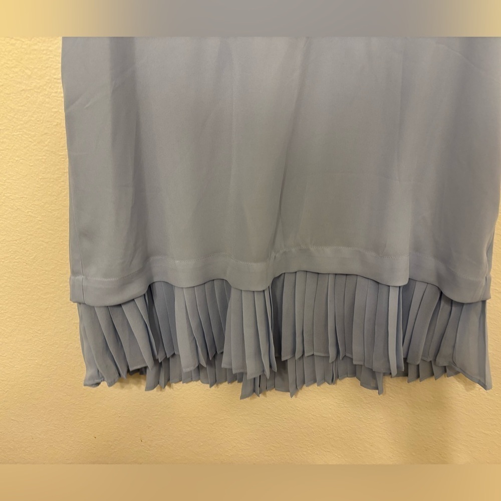 Banana Republic Soft Blue Top - Picture 3 of 3